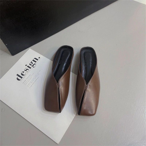 Flat Closed Toe Slippers Womens Genuine Leather Casual Soft Bottom Slip-on Flats Square Toe French Sandals Outwear