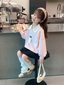 WANDER ชุดกันหนาวเด็ก ชุดกันหนาวเด็กผู้หญิง พิมพ์ลวดลายแฟชั่น เสื้อกันหนาวสำหรับสาว 2024 ฤดูใบไม้ร่วงใหม่สบาย ๆ เกาหลีรุ่นหลวมคอโปโลคอแขนยาวรอบคอ211204