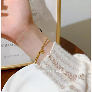 New Fashionable Titanium Steel Four Leaf Clover Bracelet Age Resistant Colorful Small Waist Design Unique Style Womens Jewelry