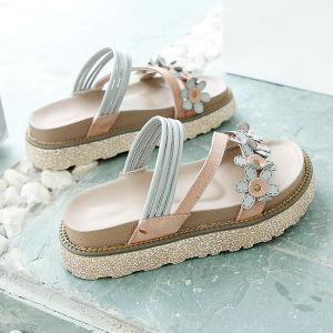 รองเท้าแตะส้นสูงสไตล์โรมันสำหรับผู้หญิงในช่วงฤดูร้อนปี 2025 รองเท้าแตะชายหาดสไตล์นางฟ้าสำหรับวันหยุด รองเท้าแตะส้นหนาแบบอเนกประสงค์