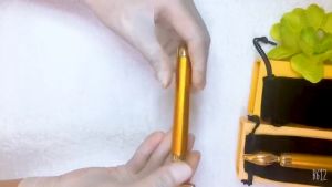 Bút mát xa mặt mày môi sau phun xăm đầu giọt lệ giúp mực thẩm thấu và nhanh tan tê cho khách hàng