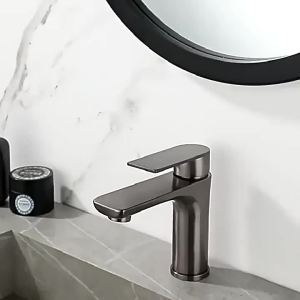 304 Stainless Steel Bathroom Sink Faucet Single Hole Cold and Hot/Cold Water