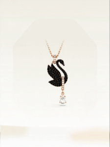 Swarovski | Gift High-end Black Swan Necklace