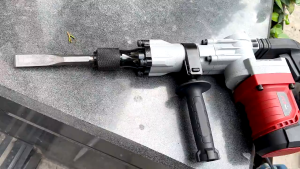 JLD Demolition Hammer 220V Portable Jack Hammer / Chipping Gun Heavy Duty 1600W