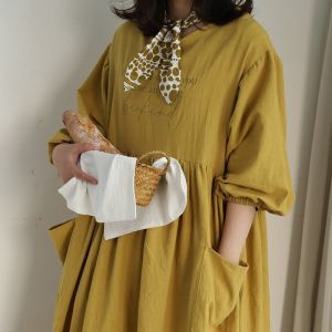 Plus Size Widened Long-sleeved Cotton Apron Smock with Embroidery Logo Womens Kitchen Apron for Baking Cooking Cleaning Working