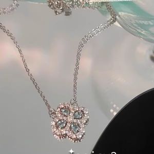 Elegant Sweet Sakura Pink Four Leaf Clover Necklace Sweater Chain Clavicle Chain Fashion Jewelry Alloy Plated Silver Gold
