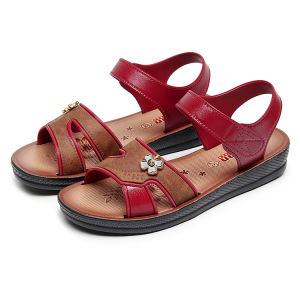 รองเท้าแตะส้นแบนวัยกลางคนลําลองสําหรับผู้หญิงฤดูร้อนพลาสติกส้นลิ่มสายรัดเมจิกแฟชั่นสลิปออนขนาดใหญ่เปิดนิ้วเท้า