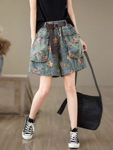 Floral Denim Shorts Loose Fit Slimming
