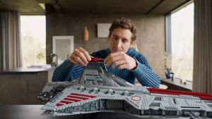 LEGO Star Wars 75367 Venator-Class Republic Attack Cruiser Building Set (5374 Pieces)