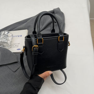 Retro Malden Bucket Bag Womens Handbag Commuter Shoulder Crossbody Bag Soft Handle Zipper Closure Casual Pure Color PU Leather