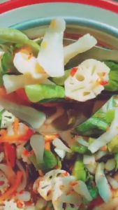 KIM CHI CỦ SEN GIÒN GIÒN CHUA NGỌT - VỰA KHÔ YẾN VY 500GRAM/ 1KG