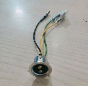 SOKET FITTING LAMPU DEPAN YAMAHA CRYPTON VEGA R VEGA ZR NEW VEGA JUPITER MX LAMA MIO J MIO SPORTY MIO SMILE F1Z R FORCE ONE ZR