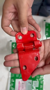 Bajaj RE Hinge Side Door Assembly (BISAGRA)