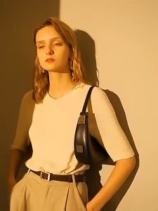 New niche crescent moon bag single room armpit bag casual minimalist handbag mini exquisite small bag leather retro dumpling bag