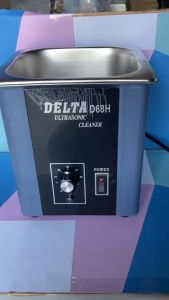 Máy rung D68H máy rung làm sạch trang sức có nắp đậy