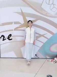 Vintage Jacquard 2024 New Lightweight Chinese Tang Suit Vest Womens Improved Cheongsam Chinese Style Waistcoat Vest Vest Women