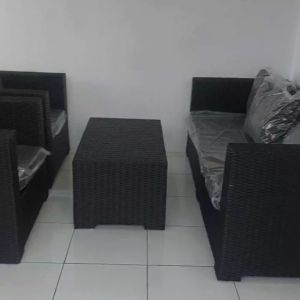 SET SOFA 3-1-1 ROTAN SINTETIS BERKUALITAS TINGGI / ELEGAN NYAMAN DAN TAHAN CUACA UNTUK RUANG TAMU DAN LUAR RUANGAN