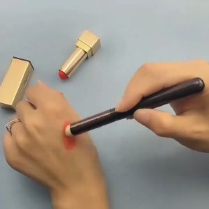 Opaleral แปรงทาปาก แปรงทาลิป แปรงคอนซีลเลอร์ แปรงทาปากฟุ้ง แปรงทาปาก ทาลิปไม่เป็นคราบ บล็อกเกอ