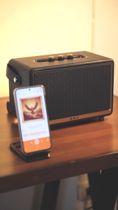 AJ ลำโพงบลูทูธ รุ่น X20 กำลังขับ 60W RMS ระบบเสียง 2.1 เบสหนัก เสียงนุ่มลึก ดีไซน์สวย คลาสสิค รับประกัน 1 ปี