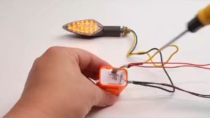 Panduan Membeli Flasher Sein LED Motor Kedip Cepat Adjustable Universal Modul Hazard Tombol Switch Saklar On Off Hazard