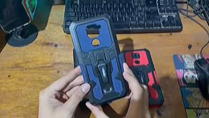 Case HP Untuk Samsung Galaxy A31: Casing HP Kickstand Clip Hardcase I-Crystal Casing HP Robot
