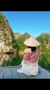 Khăn lụa tơ tằm vuông cao cấp  - Mẫu 2023