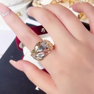 Huitan Three Tone Women Ring Aesthetic Leaves Design Fashion Wedding Lady Accessories Jewelry Inlaid Shining CZ for Party Daily