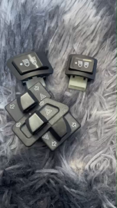 สวิทช์ไฟเลี้ยวผ่าหมาก สวิทช์ไฟหน้า WAVE 125 125-I WAVE 110-I PCX CLICK SCOOPY ZOOMERX(XX62)