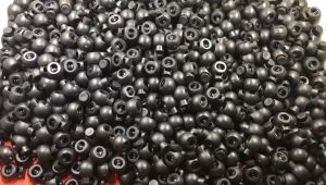 100pcs Spring Load Plastic Round Toggle Stopper Cord Locks End