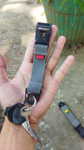 Gantungan Kunci Motor Ganci Slot V Keychain