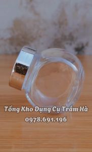 Hũ Thủy Tinh Nghiêng Đựng Vòng Trang Sức Trầm Hương