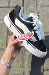 SEO VANSKNU Oldschool Sneakers Hitam Putih Gaya Korea Kulit PU Premium Casual COD