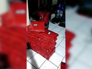 Jaket Cowok Terbaru 2022: Tips Memilih & Mengenakan