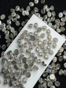 DIY Fashionable Jewelry Pendant with Natural Moonlight Stone Embellishment Sweet Style for Women