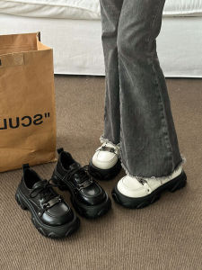 รองเท้าส้นหนาสำหรับผู้หญิงสไตล์อังกฤษ ฤดูใบไม้ผลิ 2025 รองเท้าลำลองสไตล์ญี่ปุ่นแบบมีสายรัด พื้นรองเท้ายาง ด้านในทำจากผ้า ทรงหัวมน