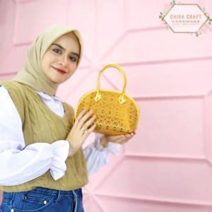 Tas Tangan Wanita Elegan Berbahan Songket untuk Pesta
