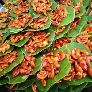 เม็ดมะม่วงหิมะพานเคลือบน้ำตาลโตนด แพค 4 แผ่น