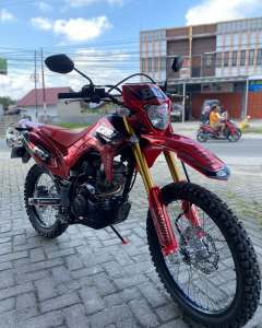 Decal Seticker Montor CRF 150 L Terbaru Bisa Request Warn Dan Nomor