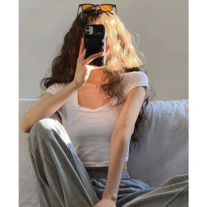 Slim Fit Short Knitted Sweater for Women Spring 2025 New Style Pure Desire High Waist Cardigan Chic Sweet And Spicy Top