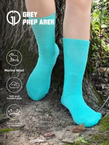 Anti-Bacterial Odor-Preventive Moisture-Wicking Wool Socks