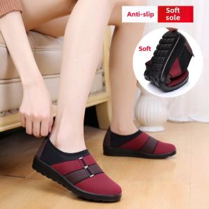 Giày Vải Bắc Kinh Mùa Xuân Thu Cho Phụ Nữ Đế Phẳng Đế Mềm Đế Mềm Đế Mềm Thường Ngày Cho Phụ Nữ Trung Niên Và Người Cao Tuổi