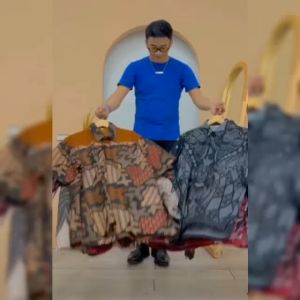 BISA [COD] BAYAR DI TEMPAT Kemeja Batik Pria Lengan Panjang - Baju Batik Pria Terbaru New Motif Clasic Pekalongan Seragam Batik Kantor Kemeja Batik Modern