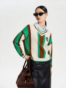 Vero Moda | Áo Sweater Dáng Rộng Cổ V Màu Khối Phong Cách Trường Học