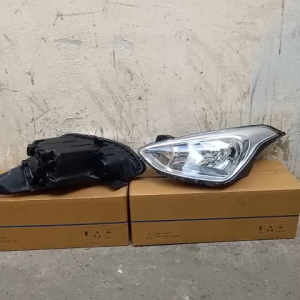 Đèn pha/ Đèn lái trước Hyundai I10 Grand 2014-2016. Sedan . Halogen