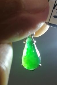 ❤️100% Authentic Brand New Set "A" grade Burmese "Suity水滴" jade pendant spicy green high icy grade high translucency clean and clear gemstones S925 sterling silver zirconia framed master handcrafted rare and collectable item *No crack No stain
