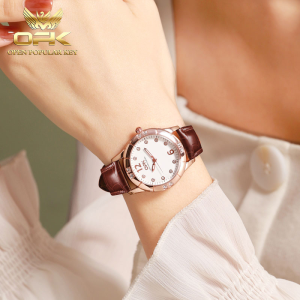 OPK resmi autentik jam tangan cewek aesthetic terbaru 2025 elegan mewah bercahaya pelat jam berlian anti air tali kulit Jam tangan kuarsa