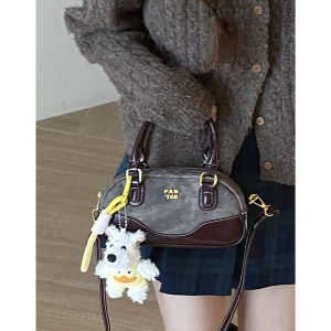 กระเป๋าถือทรงลูกเบสบอลแบบสะพายข้างสำหรับผู้หญิง ฤดูใบไม้ร่วง 2024 กระเป๋าทรงหมอนอเนกประสงค์ กระเป๋าสะพายข้างแบบลำลอง กระเป๋าถือ PU ทรงลูกเบสบอล