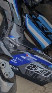 DECAL CRF 150 FULL BODY SUDAH LAMINASI PREMIUM DECAL ONE ONE NINE