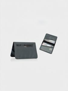 Sea to Summit | Ví Chống Trộm RFID Thiết Kế Mỏng Có Khe Đựng Giấy Phép Lái Xe