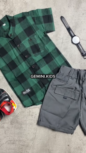 STELAN OUTFIT ANAK LAKI-LAKI KEMEJA FLANEL LENGAN PENDEK-CELANA CARGO USIA 1-8 TAHUN